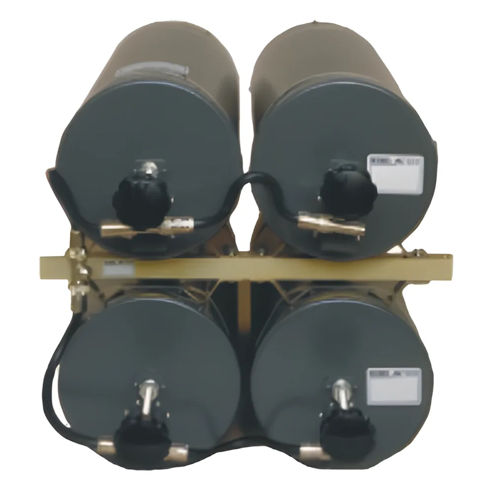 Duplexer VHF, para 154-174 MHz, para Potencia Máxima de Entrada de 250 W (ciclo continuo).