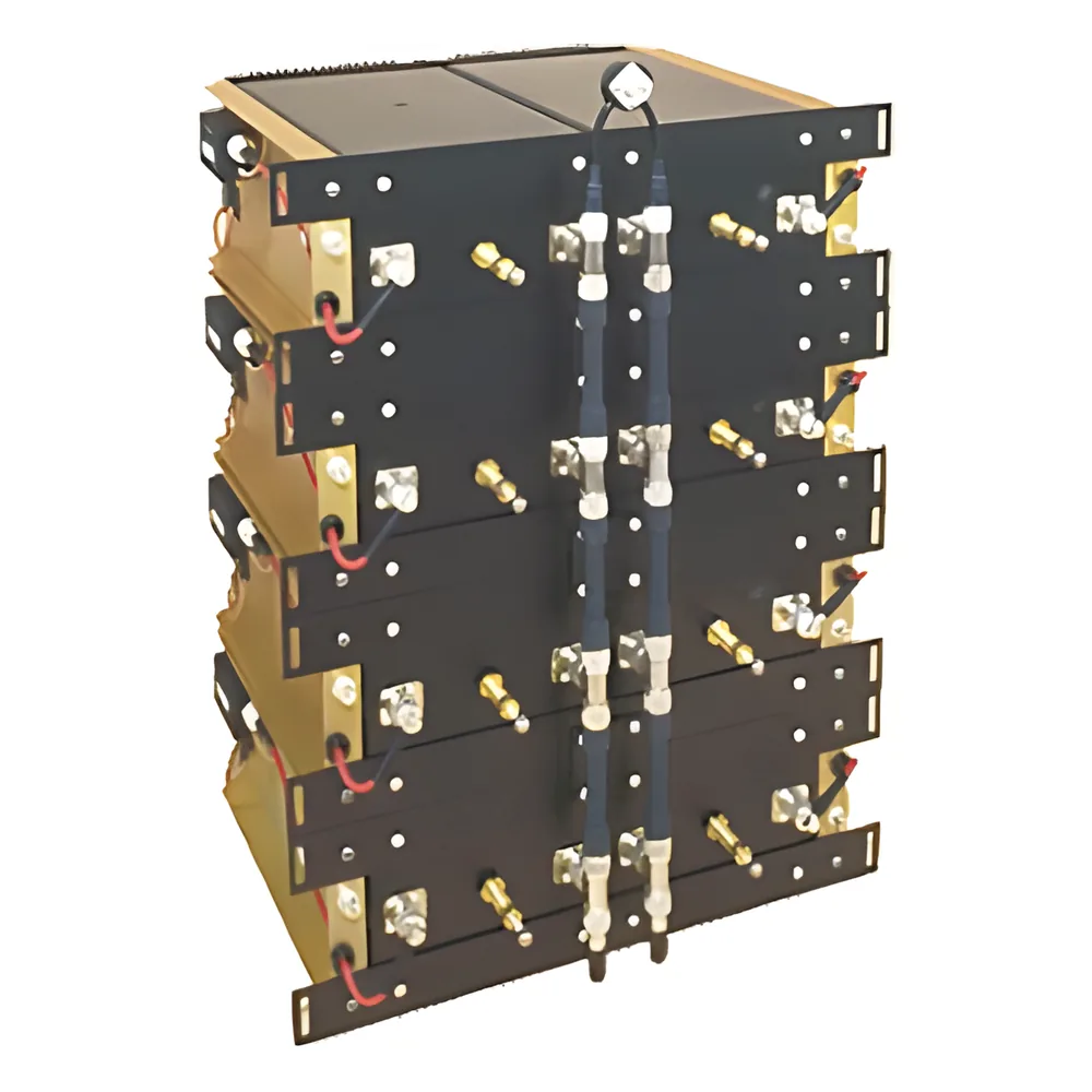 Combinador Decibel Products para Montaje en Rack 19", 851-869 MHz, 5 Canales, 150 kHz de Sep. a Tx-Tx, 150 Watt, N Hembras.