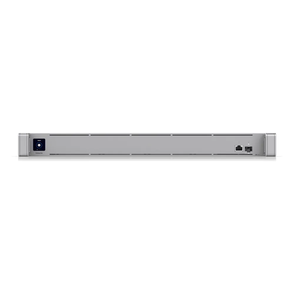 UniFi Enterpirse CloudKey / Dimensiones 787 x 43.7 x 481.4 mm / 1,000 Dispositivos UniFi Administrados / 10,000 Usuarios Conectados Simultáneamente / 1 GbE RJ45 / 10G SFP+ / Montaje en Rack 1U / 2 PSUs Intercambiables En Caliente