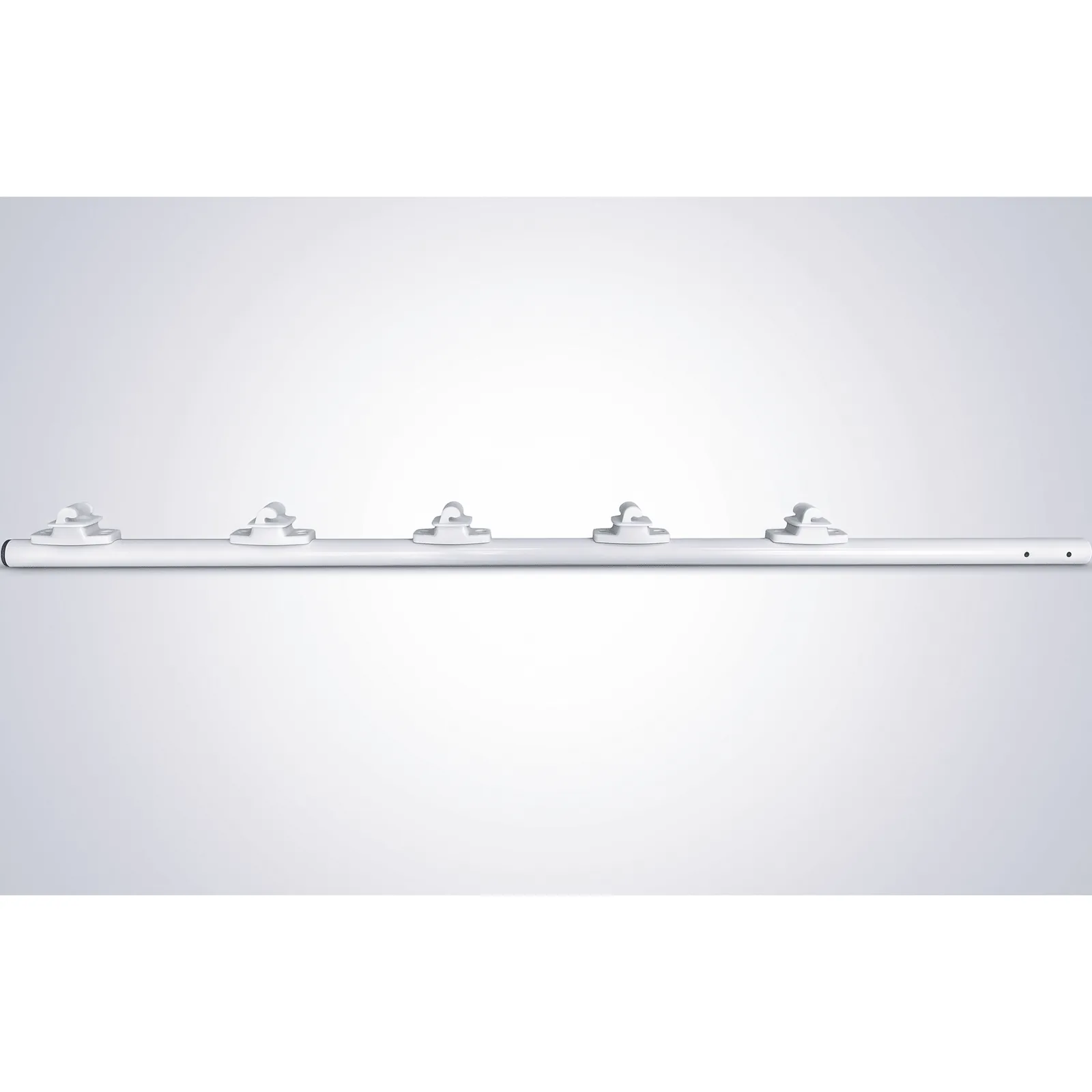 Poste de Paso / Tubo de Acero Galvanizado / Diámetro 1" / Longitud 120 cm / 5 Aisladores / Color Blanco/ Peso 0.9 KG