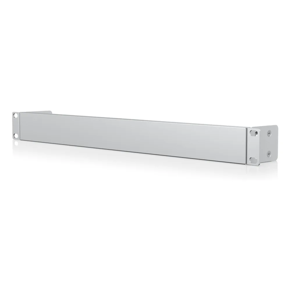 UACC Rack Mount Panel Blank 1U – Panel Ciego de 1U para Rack, Ideal para Cubrir Espacios No Utilizados y Mantener un Aspecto Limpio y Ordenado