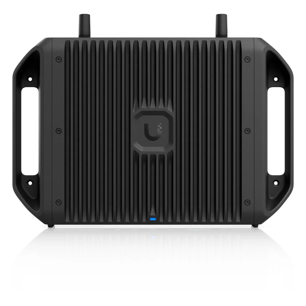Cloud Gateway Industrial Rugerizado sin Ventilador con Puertos 10 GbE, 350W de Potencia Total para Despliegues PoE de Alta Densidad, Enrutamiento Avanzado y Almacenamiento microSD para Aplicaciones UniFi