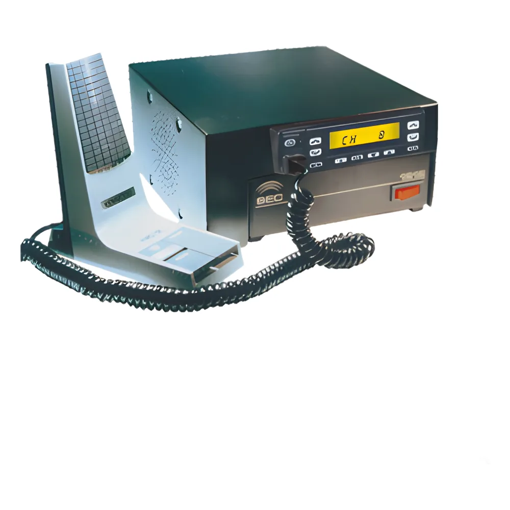 Estación Base con Radio KENWOOD TK-8180, UHF 450-490 MHz, 45 Watts y 250 Canales.