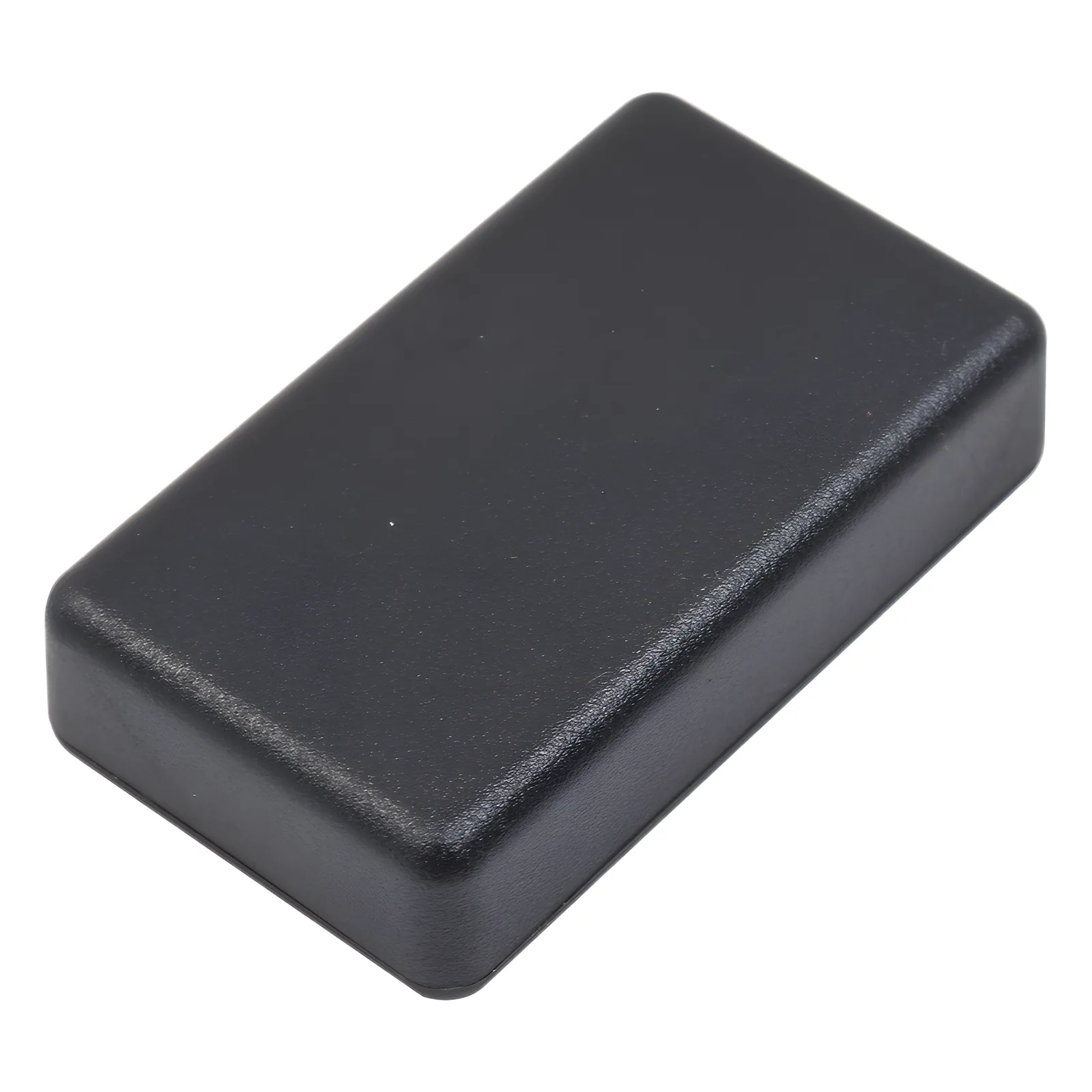 Gabinete de Plástico 0.59 (1.5) x 1.38 (3.5) x 2.36 (6.0) In (Cm), Color Negro.