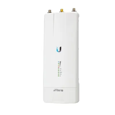 Radio de Backhaul conectorizado de alta capacidad, con tecnología airFiber hasta 687 Mbps*, 2 GHz (2300-2700 MHz*)
