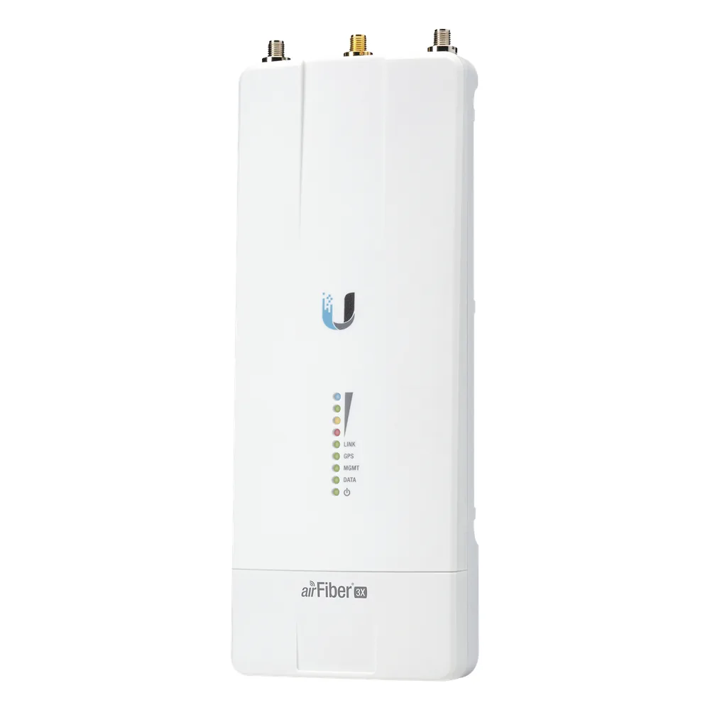 Radio de Backhaul conectorizado de alta capacidad, con tecnología airFiber hasta 687 Mbps*, banda licenciada 3 GHz (3300-3900 MHz*)